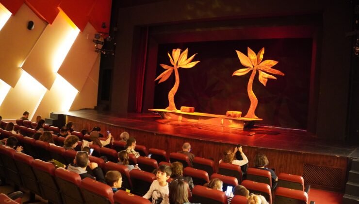 İznik’te Atık Piller Tiyatro Biletine Dönüşüyor