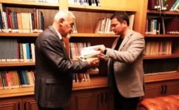 ÇGD Bursa Şubesi Osmangazi’ye Uğur Mumcu Kitaplarını Bağışladı