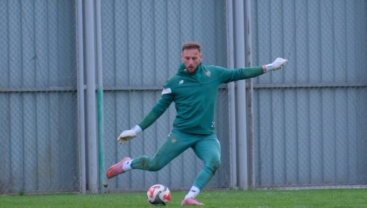 Bursaspor Sahasında Karşılaşacağı 68 Aksaray Belediyespor Maçına Hazırlanıyor