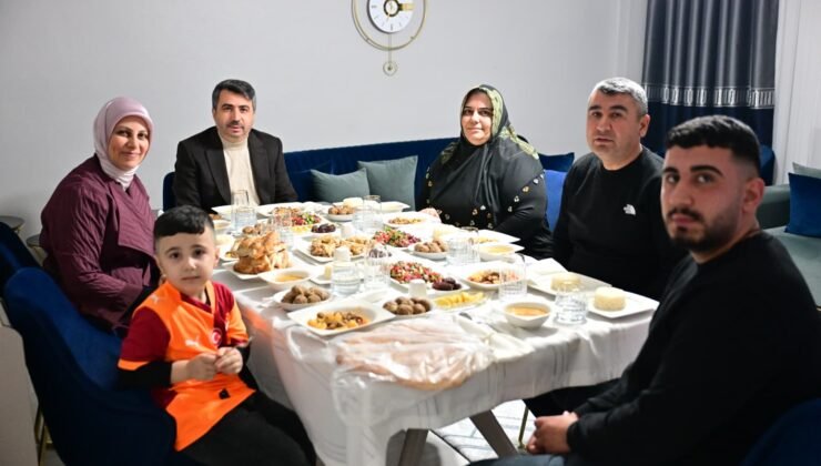 Yıldırım Belediye Başkanı Oktay Yılmaz’dan Şehit Ailesine Ziyaret