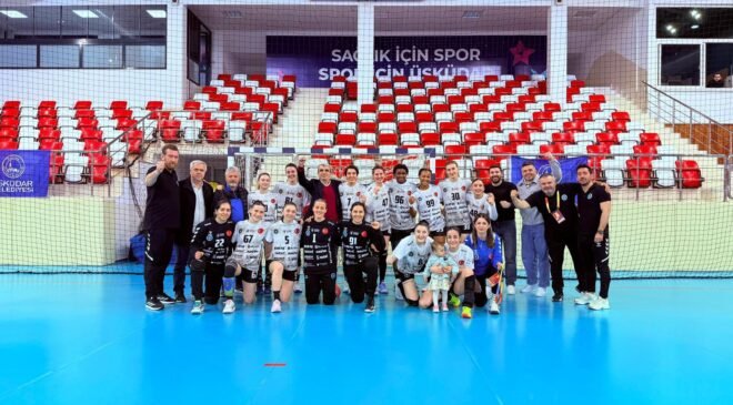 Büyükşehir Belediyespor Kadın Hentbol Takımı Zirvede Tek Başına