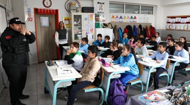 Bursa’da Miniklere Afet Eğitimi Verildi