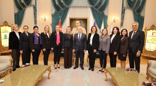 Büyükşehir Belediyesi’nden Sanayide Kadın Eli Projesi’ne Destek