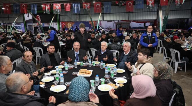 Büyükşehir Belediye Başkanı Mustafa Bozbey İzniklilerle Buluştu