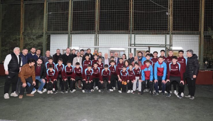 Gençler İstedi Başkan Mustafa Bozbey Yeniliyor