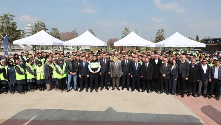 Büyükşehir Belediyesi Ailesi Bayramlaştı