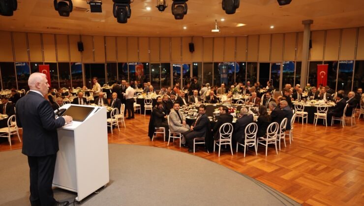 Büyükşehir Belediye Meclisi Ailesi Aynı Sofrada Buluştu