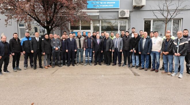 Büyükşehir Belediye Başkanı Mutafa Bozbey BUSKİ Personeliyle Bayramlaştı