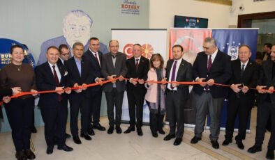 “Zer-i Nab” Tezhip Sergisi Bursa’da Ziyarete Açıldı