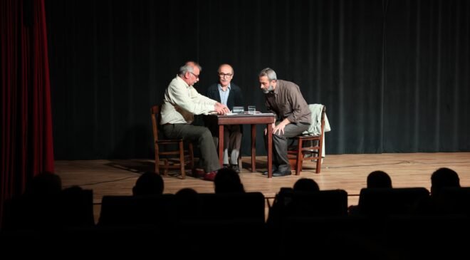 Osmangazi’de Perde “Ben Orhan Kemal” Oyunuyla Açıldı