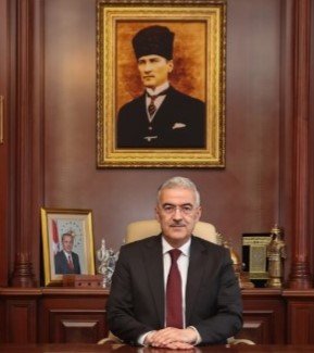 Bursa Valisi Erol Ayyıldız’ın Ramazan Bayramı Mesajı