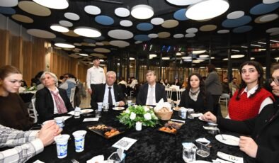 Osmangazi’de Gençlerle Birlikte Geleceğe Bakış