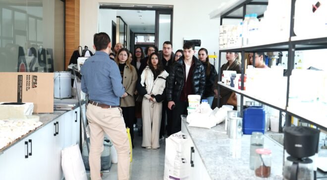 Osmangazi’de Girişimci Adayı Öğrenciler İşi Mutfağında Öğreniyor