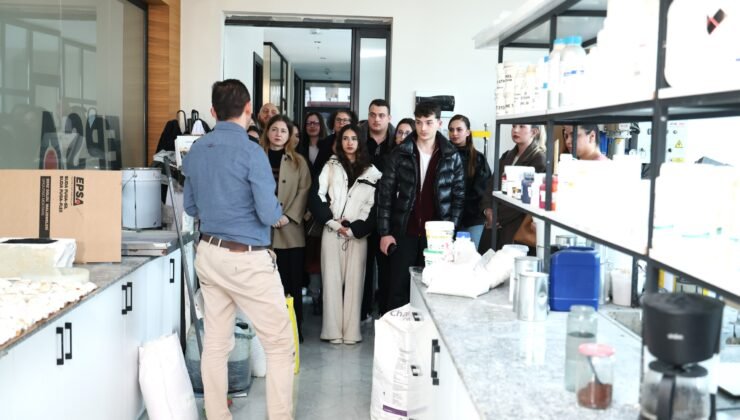 Osmangazi’de Girişimci Adayı Öğrenciler İşi Mutfağında Öğreniyor