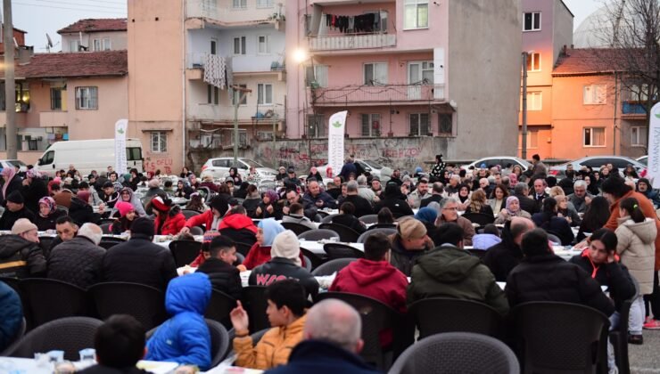 Osmangazi Belediyesi Ramazan Ayı Bereketini Sırameşeler’e Taşıdı