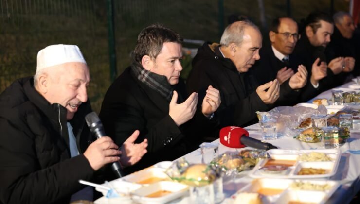 Belediye Başkanı Erkan Aydın Ramazan Sofrasında Osmangazi’lilerle Buluştu