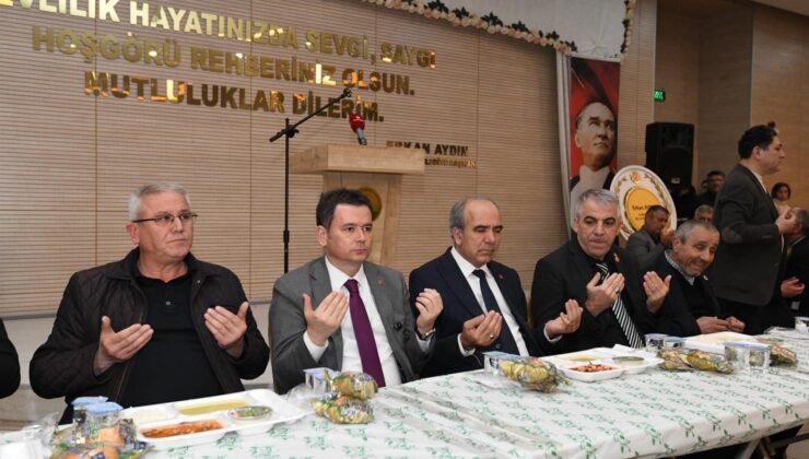 Osmangazi Belediye Başkanı Erkan Aydın Yüzlerce Yürekle Aynı Sofrayı Paylaştı