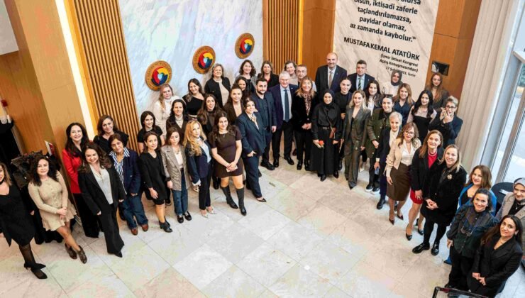 100 Kadın Sigorta Profesyoneli KASIDER Yıl Dönümünde Bir Araya Geldi