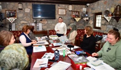 Osmangazi’de Minyatür Sanatı Kadınlarla Hayat Buluyor