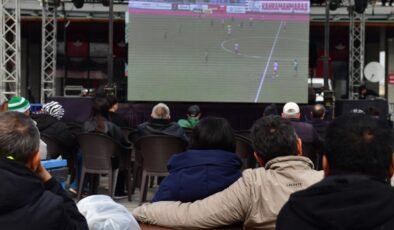 Osmangazi Meydanında Bursaspor Coşkusu