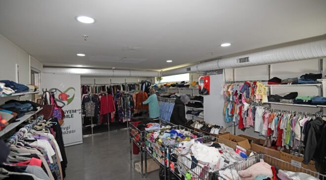 Osmangazi’de Bayramın Gerçek Ruhu Sevgi Mağazasında Yaşandı