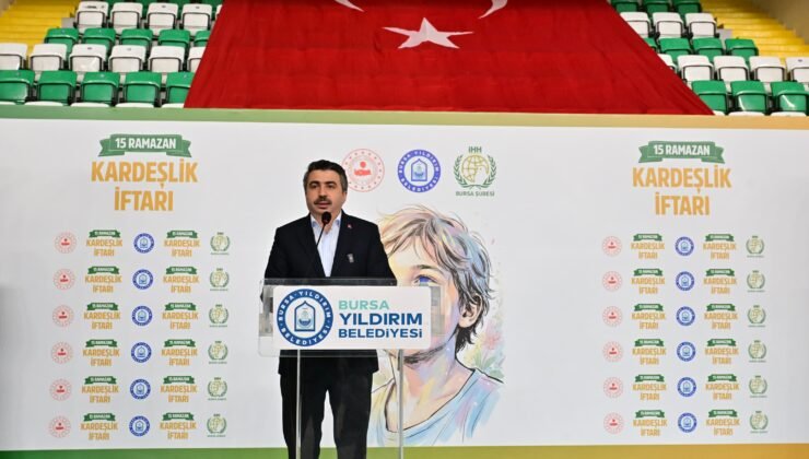 Yıldırım Belediye Başkanı Oktay Yılmaz Yetim Çocuklar ve Aileleriyle İftarda Buluştu