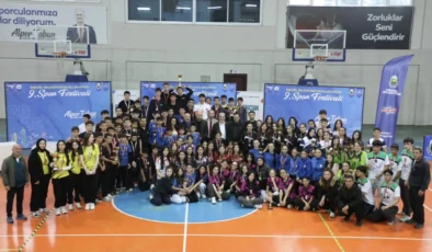 İnegöl’de Puanlı Atletizmde Kupalar Sahiplerini Buldu