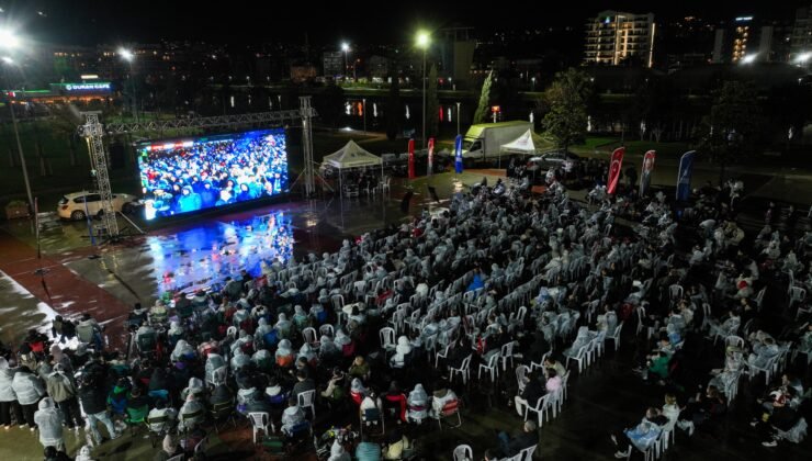 Bursa Dünya Kupası Yoluna Tek Yürek Oldu