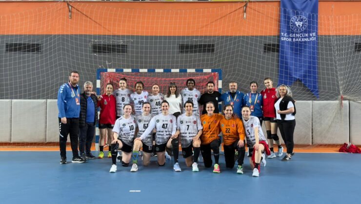 Büyükşehir Belediyespor Zorlanmadan Kazandı