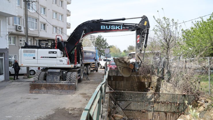 Bursa’nın Derelerinde Temizlik Çalışmaları Devam Ediyor