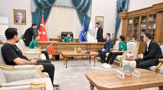 23 Nisan’da Büyükşehir Belediyesi Başkanlık Koltuğu Çocukların Oldu