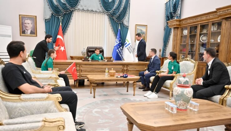 23 Nisan’da Büyükşehir Belediyesi Başkanlık Koltuğu Çocukların Oldu