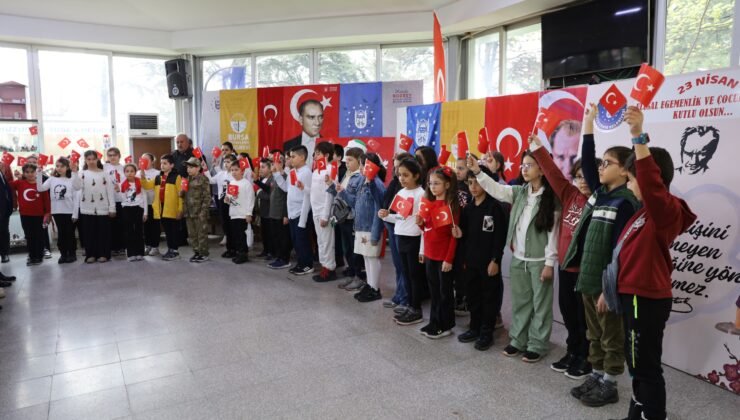 Çocuklardan İç Isıtan 23 Nisan Kutlaması