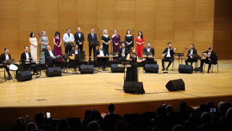 Sanatseverlere Türk Sanat Müziği ve Türkülerle Müzik Ziyafeti