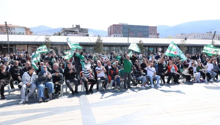 Osmangazi Meydanında Bursaspor Coşkusu Zirvede