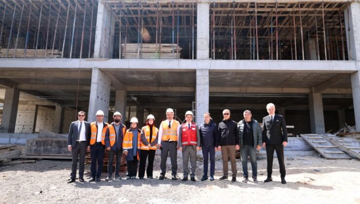 Osmangazi Belediye Başkanı Erkan Aydın İnşaat Çalışmalarını Yerinde İnceledi