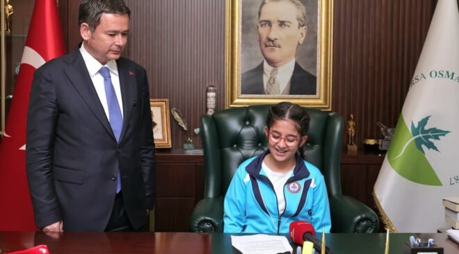 Osmangazi Belediye Başkanı Erkan Aydın Makamını Geleceğin Teminatı Çocuklara Bıraktı