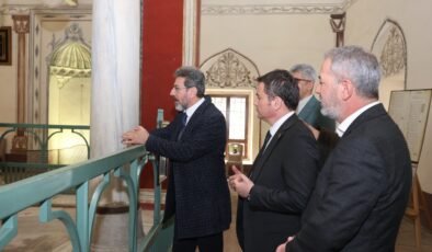 Osmangazi Belediye Başkanı Erkan Aydın Cuma Durağı Muradiye Mahallesi Oldu