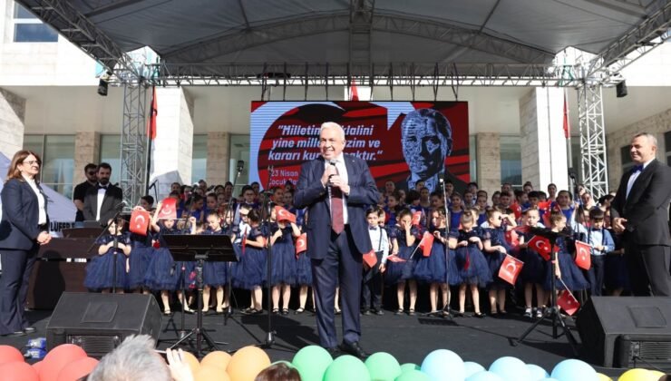 Nilüfer Cumhuriyet Meydanı Çocukların Oldu