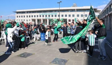 Nilüfer’de Bursaspor’un Şampiyonluk Heyecanı Zirve Yaptı