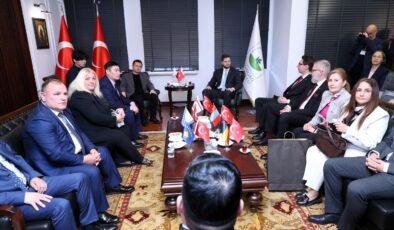 Bursa’nın Fethinin 700. Yılı Etkinlikleri Kardeşlik Köprülerini Kuvvetlendi