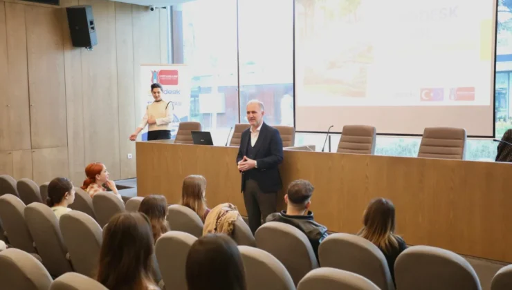 İnegöl Belediyesi Gençlere Avrupa Fırsatı DiscoverEU Tanıtım Etkinliği Düzenledi