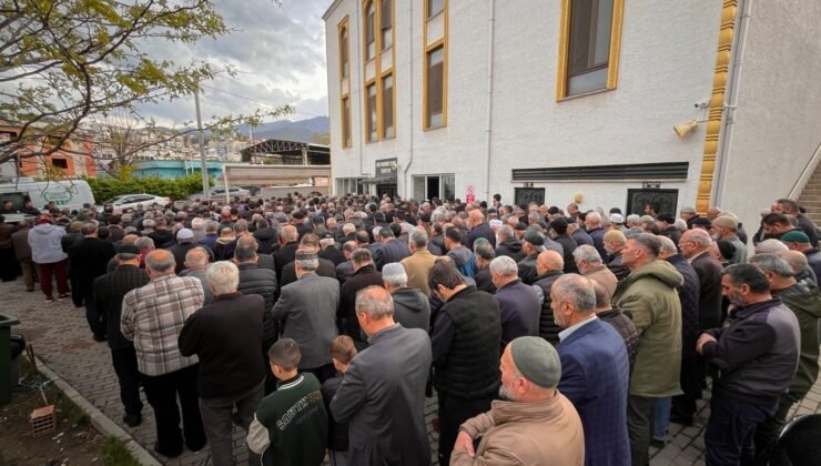Bursa Valimiz Protokol Şube Müdürü Veysel Aktaş Son Yolculuğuna Uğurlandı