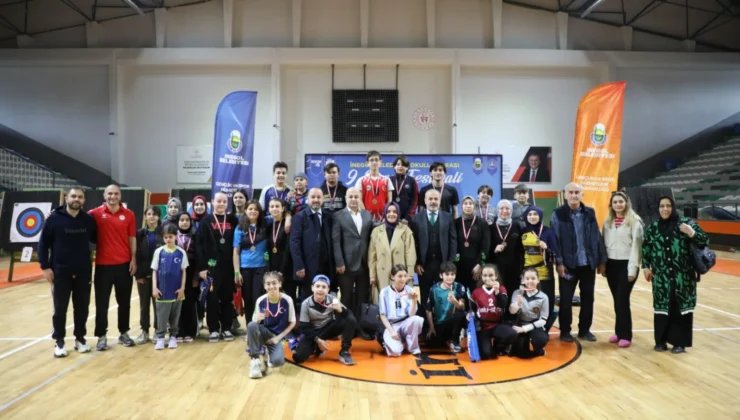 İnegöl’de Spor Festivalinde Öğrenciler Okçuluk Maharetlerini Yarıştırdı