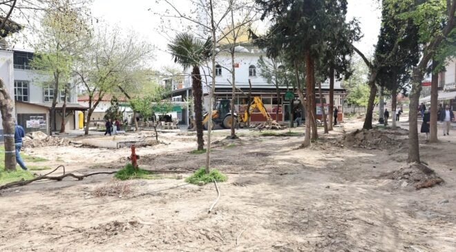 Nilüfer İhsaniye Eski Köy Meydanı Modern Bir Görünüme Kavuşuyor