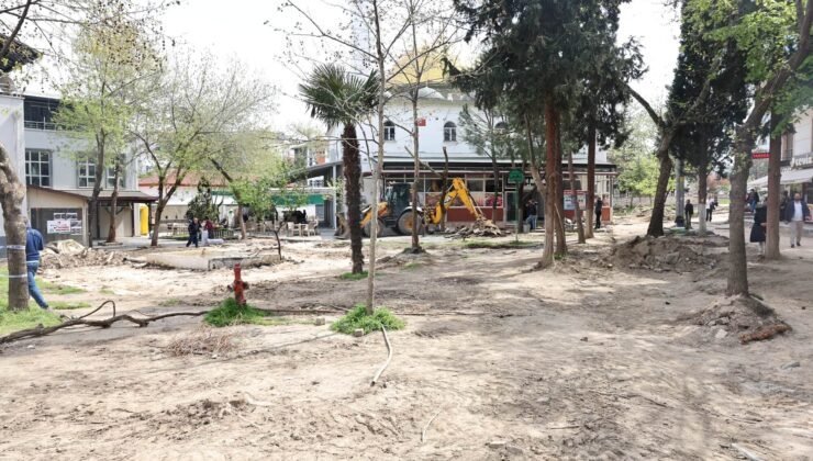 Nilüfer İhsaniye Eski Köy Meydanı Modern Bir Görünüme Kavuşuyor