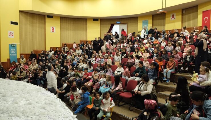 Yıldırım’da Pazar Günleri Çocukların Tiyatro Keyfi