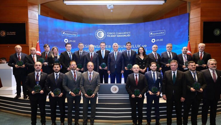 Bursa Ticaret Borsasının Gıda UR-GE Projesine Ticaret Bakanlığından “En İyi Çıkış Yapan UR-GE Ödülü