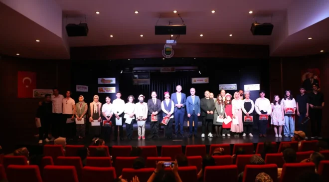 İnegöl’de Suare Tiyatro Festivali Tamamlandı