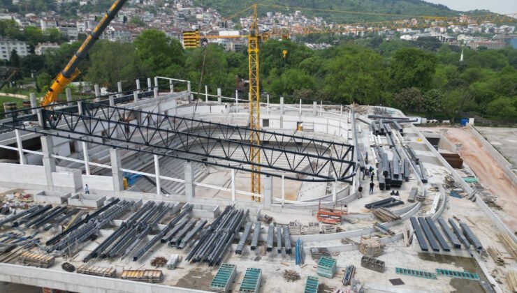 Atatürk Spor Salonunda İnşaat Tüm Hızıyla Devam Ediyor